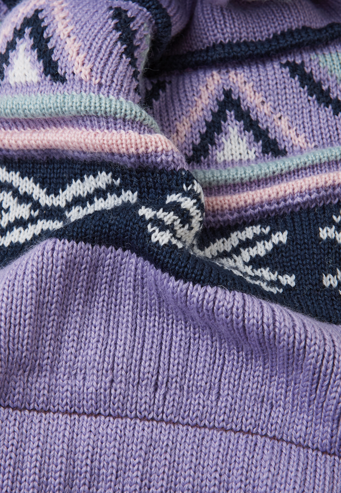 Beanie, Kirjoen