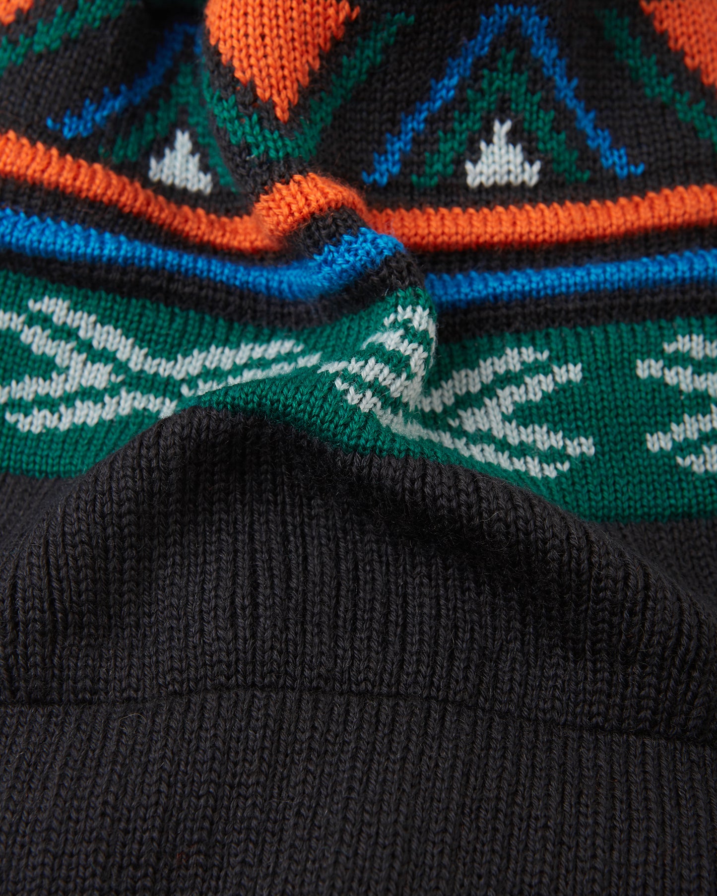 Beanie, Kirjoen
